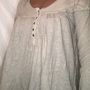 Baggy light green shirt